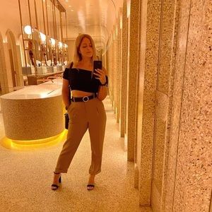 Meet your Posher, Andrea
